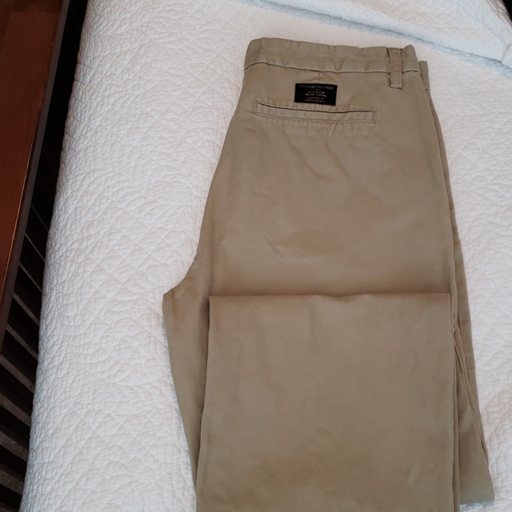 Banana Republic boot cut chino